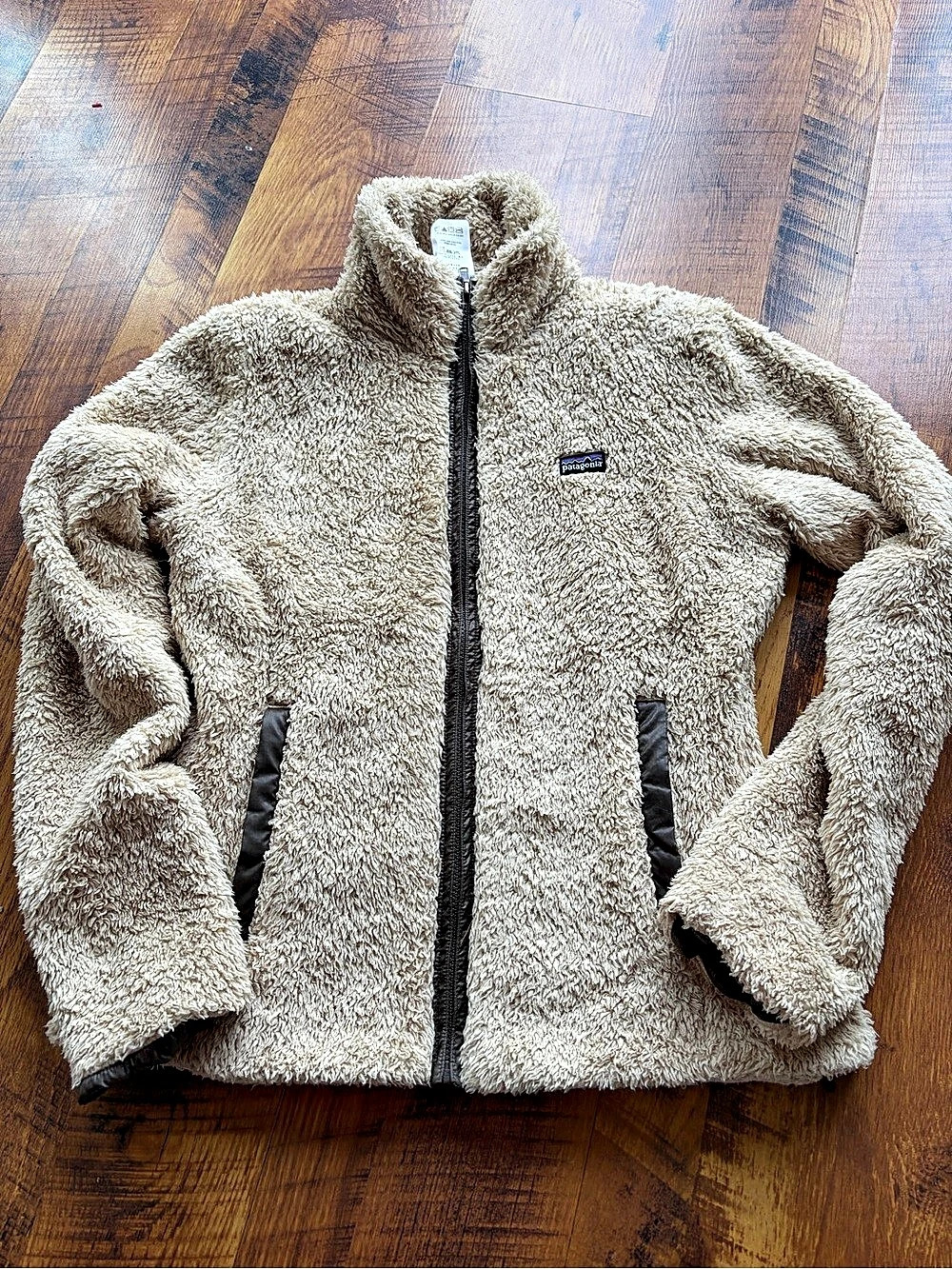 Los Lobos women’s jacket